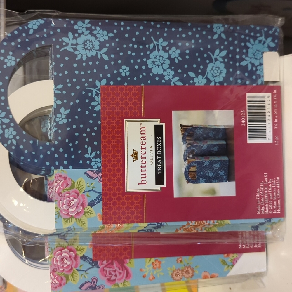 Favor boxes